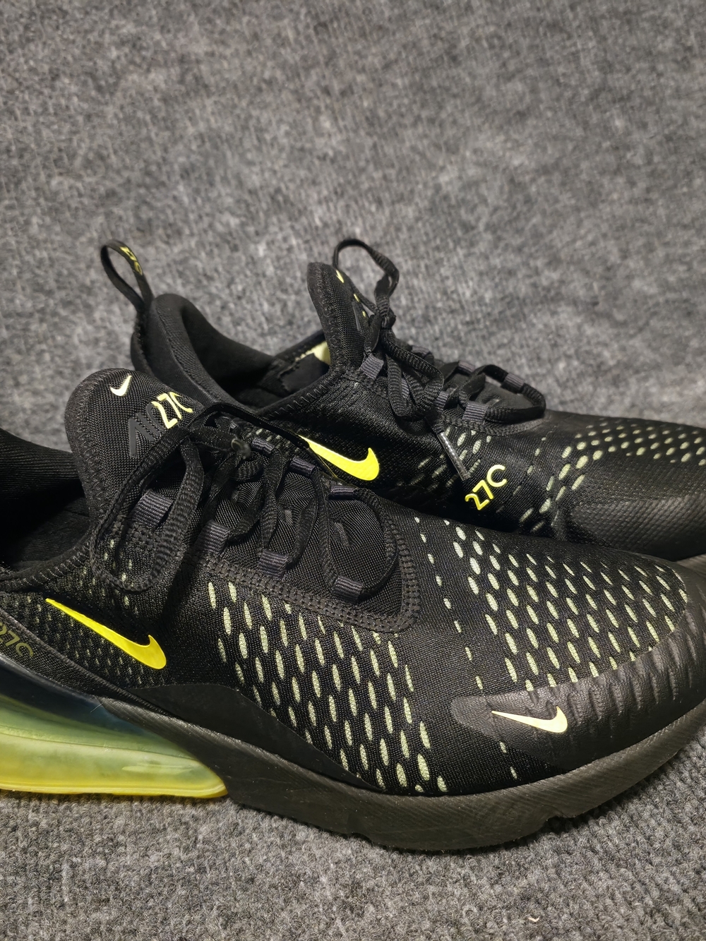 Nike Air Max 270 Mens Black Volt Neon Green Running Shoes AH8050-017 Size 10